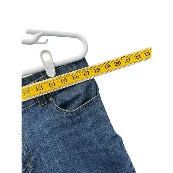 Talbots Jeans Womens 14 Curvy Simply Flattering 5 Pocket Straight Blue Denim - Picture 9 of 11